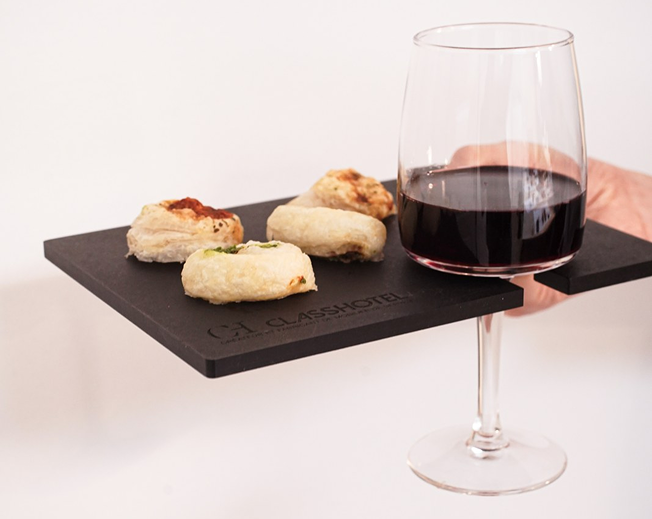 Besoin d'assiettes pour votre service cocktail ?